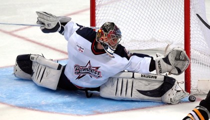 9游app-“战术调整逆转局势：教练用脑术让比赛走向新时代”，战术头脑