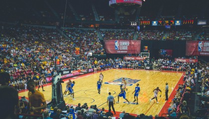 九游游戏-“西甲激战正酣，冠军争夺逐渐明晰”，西甲比赛锦集