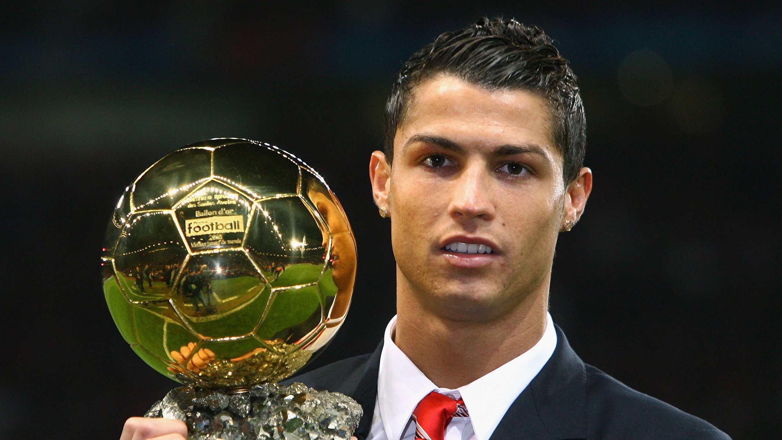 九游官网下载电脑版-基层足球教练专业能力不足,作为足球教练应该具备什么素养